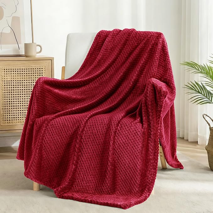 Exclusivo Mezcla Soft Waffle Fleece Bed Blanket Twin Size, Deep Red | Lightweight Plush Blanket for Bed, Couch, Sofa, Cozy Fluffy Design for Bedroom, Guest Room, All Season, 60x80 Inches