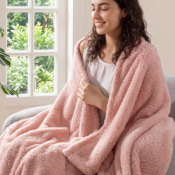 Exclusivo Mezcla Fleece Throw Blanket for Couch and Sofa, 50" x 60" | Super Soft and Cozy Fluffy Blanket for Women, Lightweight and Fuzzy Throw for Home Decor, All Season, Pink