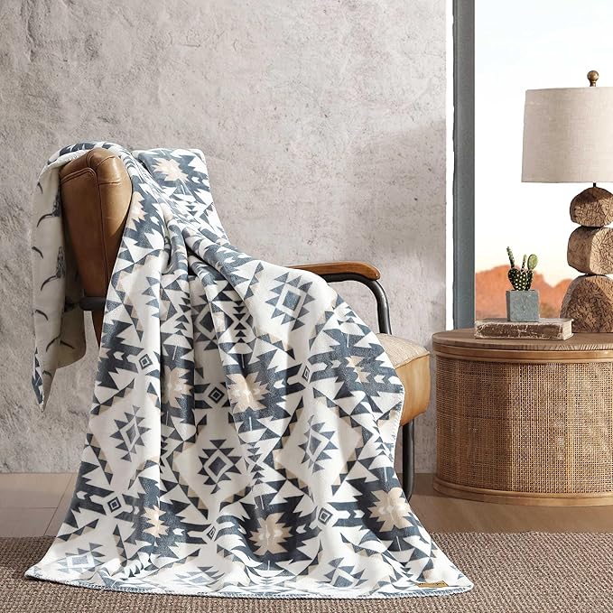 Wrangler - Blanket, Soft & Reversible Flannel Bedding, Yellowstone Inspired Throw Blanket for Couch or Bed (Dakota Grey, 60" x 70")