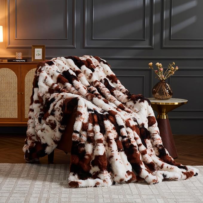 Faux Fur Throw Blanket Twin Size for Couch Sofa Bed Camping, 750 GSM Double Sided Super Soft Fluffy Warm and Cozy Cow Print Blankets for Bedroom Living Room Hotel, Brown, 60''x80''