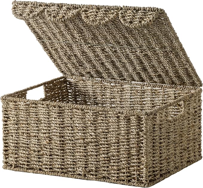 StorageWorks Scalloped Wicker Basket with Lid, Seagrass Storage Baskets | Rattan Storage Baskets with Scalloped Edge, Basket with Lid Decorative Storage, Woven Wicker Basket for Living Room, Bedroom