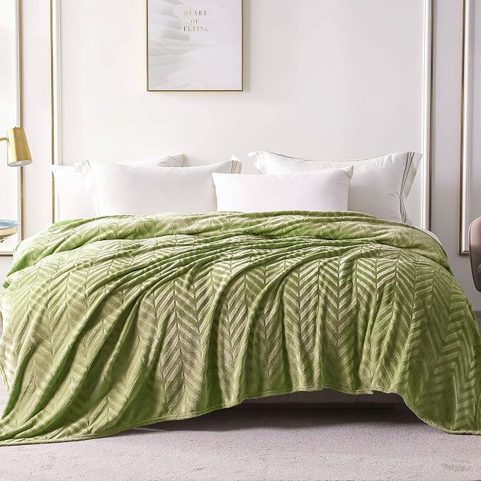 Whale Flotilla Flannel Fleece Fall Bed Blanket Queen Size, Olive Green | Lightweight Breathable Soft Bedspread, Plush Fluffy Coverlet Chevron Design Decorative Blanket for Home Life, 90x90 Inch