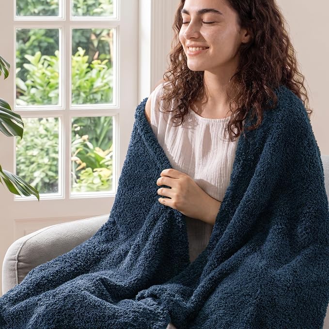Exclusivo Mezcla Fleece Bed Blankets Queen Size for Bed, 90" x 90" | Super Soft and Cozy Fluffy Blanket for Women, Lightweight and Fuzzy Bedding for Bedroom , All Season, Navy Blue