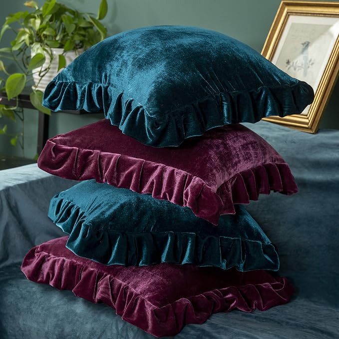 GLORY SEASON Velvet Throw Pillow Cover Soft Decorative Luxurious Solid Square Cushion Case for Sofa Couch Bedroom Farmhouse,Pack of 2, 18 x 18 Inches, Malachite Green