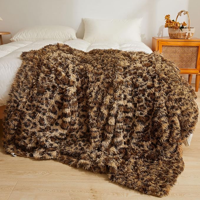 XeGe Luxury Faux Fur Leopard Print Blanket, Soft Cheetah Patterned Fluffy Bed Blanket, Shaggy Plush Decorative Couch Throw, Cute Furry Animal Print Fuzzy Throw for Sofa Bed Couch, Brown, 60x80