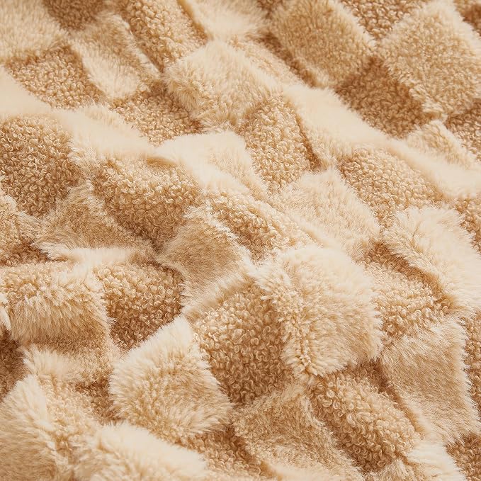 Luxury 3D Checkered Throw Blanket Reversible Thick Warm Blankets for Couch | Soft Velvet Flannel Fuzzy Plush Gift for Women