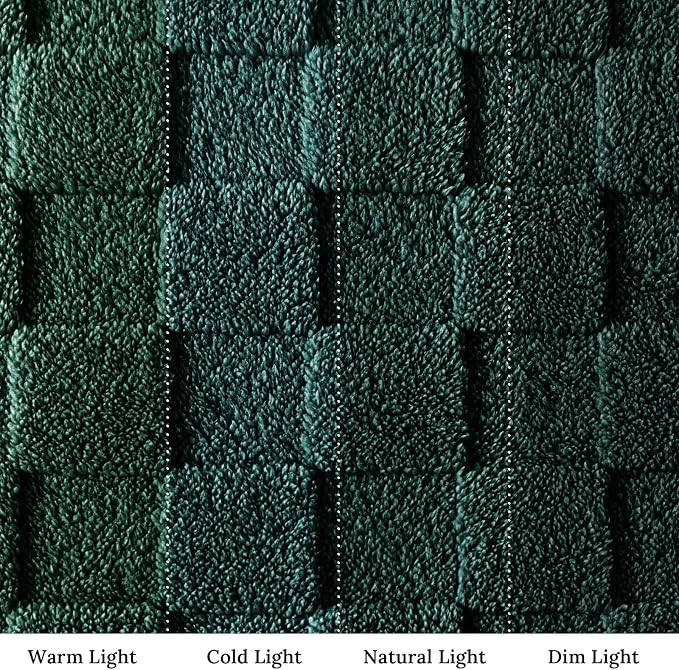 Exclusivo Mezcla 3D Checkered Fleece King Blanket for Bed, Green | Super Soft and Cozy Fluffy Blanket, Lightweigh and Breathable Blanket for Living Room, Bedroom, Decor, All Season, 104"x90"