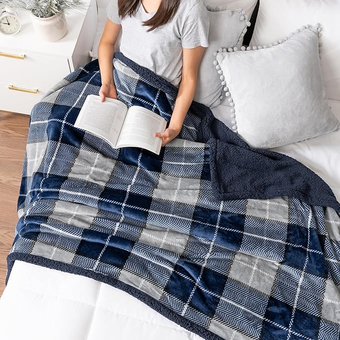 PAVILIA Twin Plaid Sherpa Throw Blanket for Couch Sofa Bed, Navy, 60x80 | GSM 460; Soft Plush Flannel Fleece; Warm&Cozy for Home; Machine Washable, Perfect Cabin Decor Winter Holiday Christmas Gift