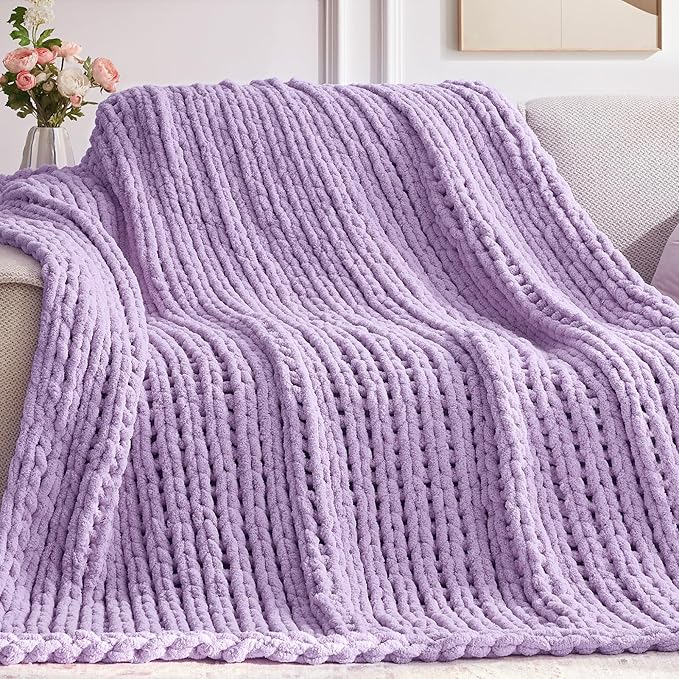 Negwoo Chunky Knit Throw Blanket, Knitted Throw Chenille Yarn, 30"*40" | Soft Thick Cable Knitted Blankets, Handmade Big Thick Blanket,Machine Washable Cute Comfy Blanket for Home Decor,Light purple