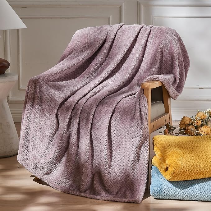 NEWCOSPLAY Fleece Leaves Pattern Twin Blanket, Light Purple, 60"x80" | Super Soft Throw Blanket, Lightweight Cozy Bed Sofa Blanket, Premium Silky Flannel Fleece, Travel Blanket for All Season Use