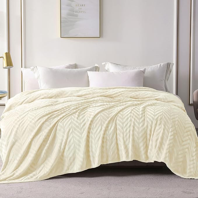 Whale Flotilla Flannel Fleece Fall Bed Blanket Twin Size, Ivory | Lightweight Breathable Soft Bedspread, Plush Fluffy Coverlet Chevron Design Decorative Blanket for Home Life, 60x80 Inch