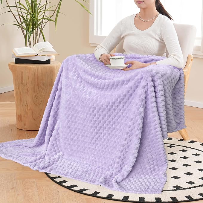 Vessia Flannel Fleece Twin Size Blanket(60x80 inch), 3D Jacquard Light Purple Fuzzy and Warm Blanket for Couch, Sofa, 300GSM Super Soft Touch Cozy Lightweight Bed Decor for All-Season