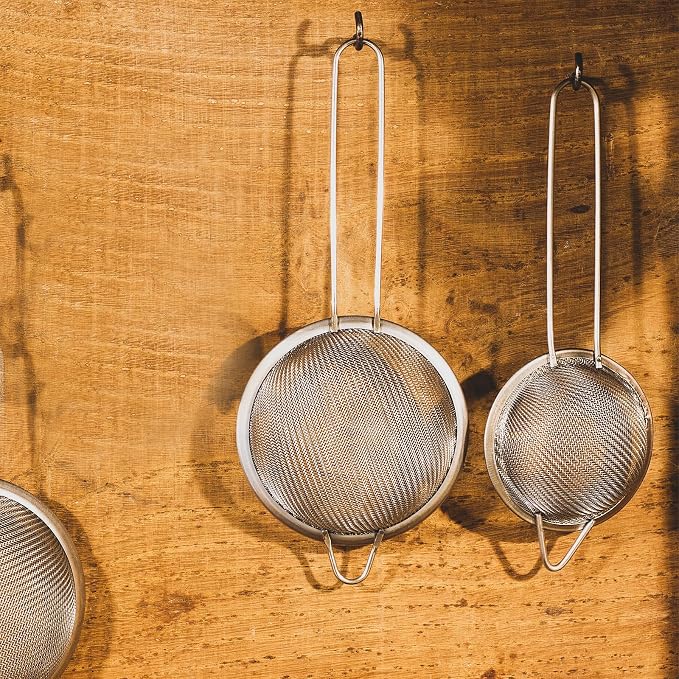 3 Pcs Fine Mesh Strainers with Handle, Stainless Steel Sifter Metal Strainer Set, Small Mini Sieve for Kitchen, Tea, Cocktail, Juice Coffee