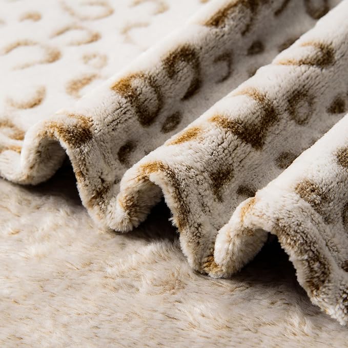 Excervent 3D Leopard Print Throw Blanket for Bed, 50x60 inches, Khaki | 280 GSM Lightweight Fleece Cheetah Throw Blanket for Couch Sofa Bed, Super Soft Cozy Warm Blankets, Suitable for All Seasons