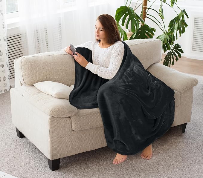 Utopia Bedding Soft Fleece Bed Blanket Throw XL Size Black (50x70 Inch) | Microfiber Plush Warm Lightweight Breathable Cozy Blanket Anti-Static, All Season Use, Gift for Women and Men