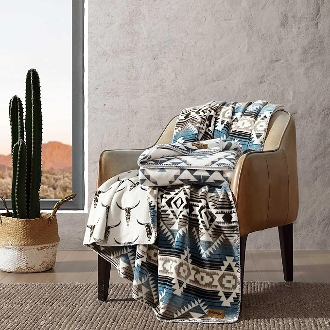 Wrangler - Blanket, Soft & Reversible Flannel Bedding, Yellowstone Inspired Throw Blanket for Couch or Bed (Dakota Grey, 60" x 70")