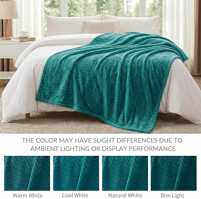 Exclusivo Mezcla Large Fleece Throw Blanket for Couch, Sofa, Teal | 50"x70" Soft Breathable Lightweight Flannel Throws for Summer, Plush Cozy Jacquard Wave Blanket for Home Decor