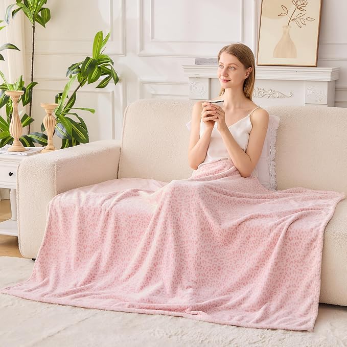 Edenleaf Leopard Print Blanket Fleece Throw for Bed Sofa Travel and Camping, Super Soft Cozy Fluffy Plush Cheetah Print Blanket for All Seasons 50"x60" (Light Pink)