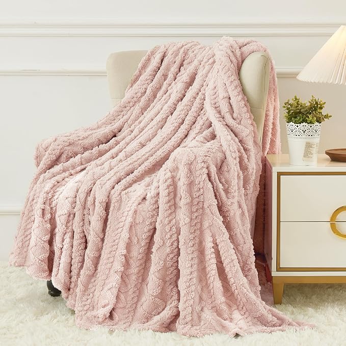 Aganear Fleece Throw Blanket for Couch Sofa 50"x60" Pink | Lightweight Fuzzy Throw,Warm Gift for Women,Christmas,Housewarming,Soft,Boho Design for Room Home Decor,All-Season Use