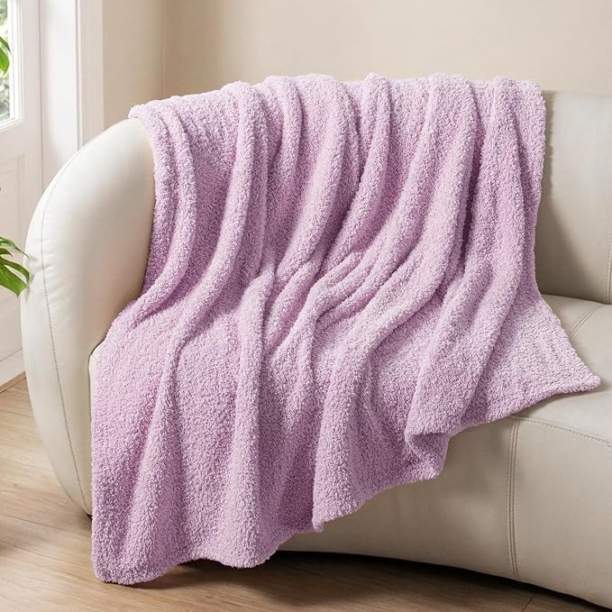 Exclusivo Mezcla Fleece Throw Blanket for Couch and Sofa, 50" x 60" | Super Soft and Cozy Fluffy Blanket for Women, Lightweight and Fuzzy Throw for Home Decor, All Season, Light Purple