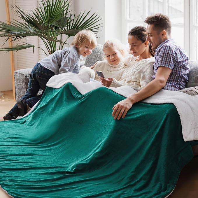 Bedsure GentleSoft Sherpa Fleece Cal King Blankets for Bed, Non-Heated, Thick and Warm Oversized Throw for Women and Men, Soft Fuzzy Plush Large Blanket for Winter, Forest Green, 112x98 Inches