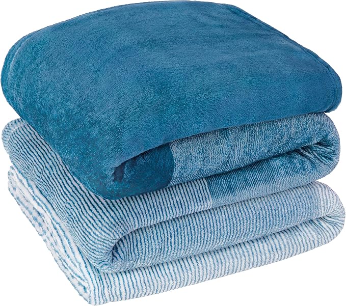 PAVILIA Teal Blue Ombre Fleece Throw Blanket for Couch Sofa Bed, 50x60 | Gradient, Soft Plush Flannel Fleece, Lightweight Accent Blanket, Warm All Season, Machine Washable, Cozy Decor Gift