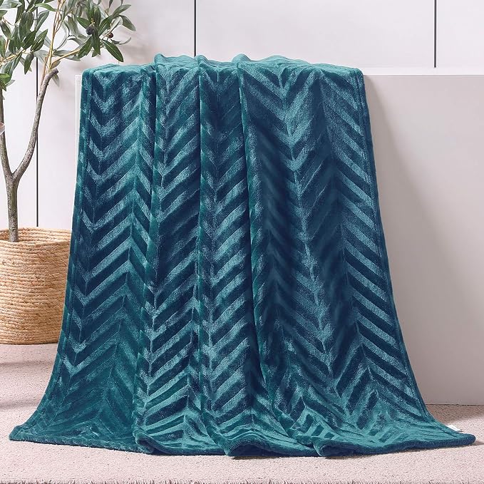 Whale Flotilla Flannel Fleece Fall Throw Blanket for Couch, Teal | Lightweight Breathable Soft Sofa Throws, Plush Fluffy Chevron Design Decorative Blankets for Home Life, 50x60 Inch