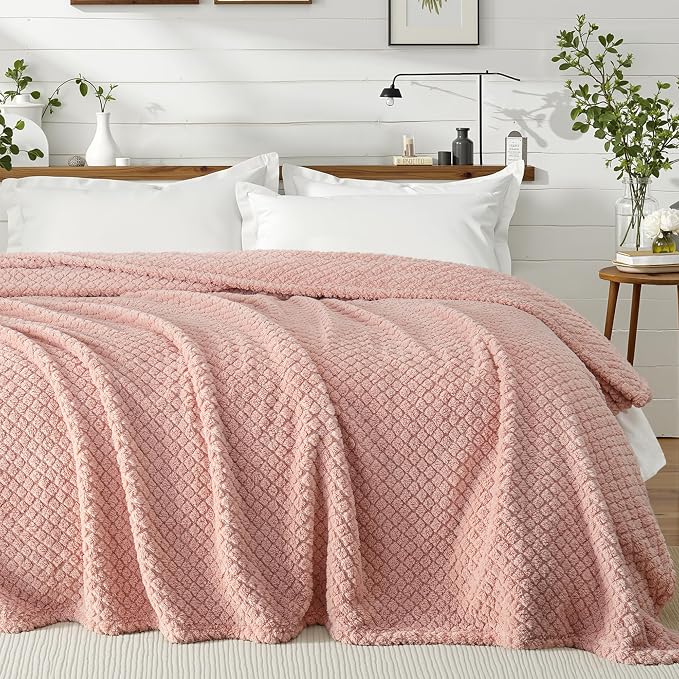 Exclusivo Mezcla Soft Fleece Queen Size Blanket for Bed, Pink | Jacquard Lightweight Cozy Bed Blanket, Breathable Decorative Fuzzy Textured All Season Use, 90x90 Inches