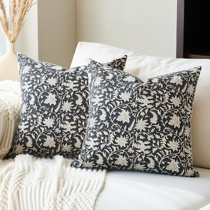 FIOUOVO Floral Throw Pillow Covers 18x18 Farmhouse Block Print Pillow Covers Decorative Pillow Covers Couch Pillows for Living Room Vintage Accent Sofa Pillows Set of 2, Black