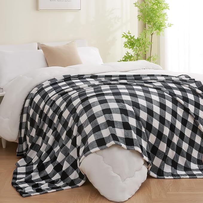 BEDELITE Plaid Fleece Twin Blanket, Black & White Buffalo 60x80 Inches | 100% Polyester Microfibe, Soft Cozy, Lightweight Warm, Classic Buffalo Plaid, Room Decor, Machine Washable, for Couch Bed
