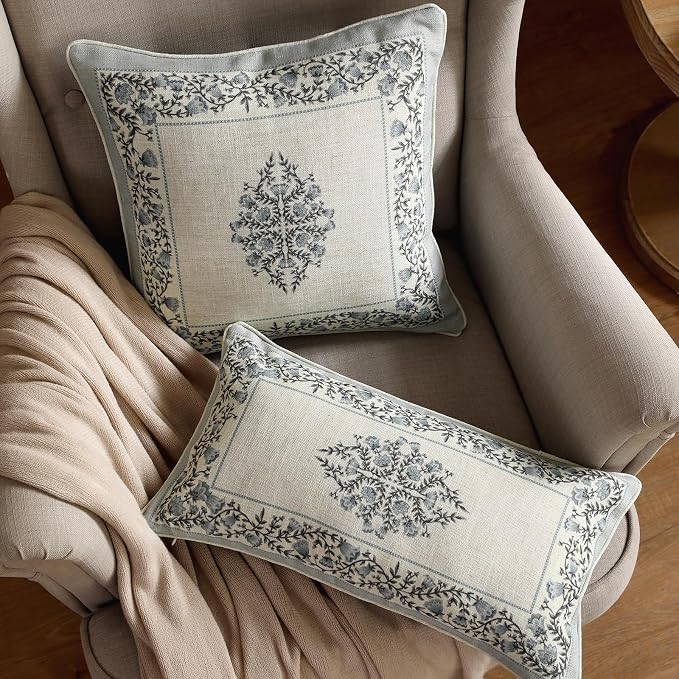 Designer Linen Throw Pillow Cover,Set of 2,18"x18"-Segerman A | Elegant Chinoiserie Square Pillow Cover,Concealed Zipper Design,Floral Pattern,Sofas,Bedroom,Living Room,Lounge Chairs