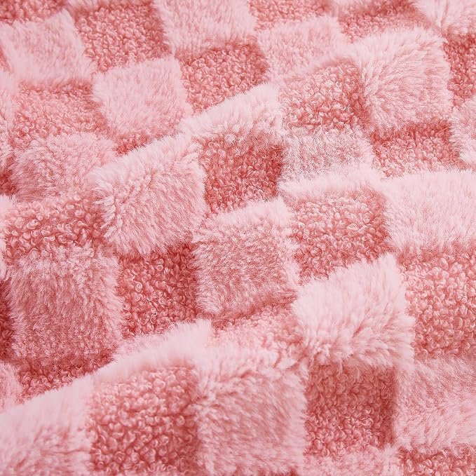 Luxury 3D Checkered Throw Blanket Reversible Thick Warm Blankets for Couch | Soft Velvet Flannel Fuzzy Plush Gift for Women