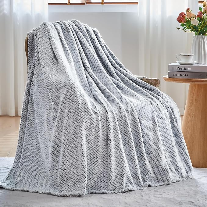 NEWCOSPLAY Fleece Leaves Pattern King Blanket, Frosty Dark Grey, 90"x110" | Super Soft Throw Blanket, Lightweight Cozy Bed Sofa Blanket, Premium Silky Flannel Fleece, Travel Blanket for All Season Use