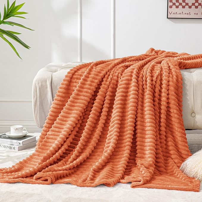 BEDELITE 3D Ribbed Burt Orange Fleece Twin Fall Blanket for Bed, 60x80 Inch | Soft Warm Decorative Fluffy Blanket, Cozy Plush Lightweight Fuzzy Throw Blanket for Couch Sofa Fall Decor, Gift for Women