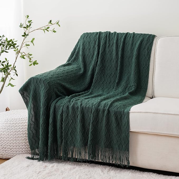 BATTILO HOME Christmas Green Throw Blanket for Couch, Forest Green Throw Blankets, Christmas Decorative Throw Blanket for Sofa Bed, Christmas Decor, 50"x60"
