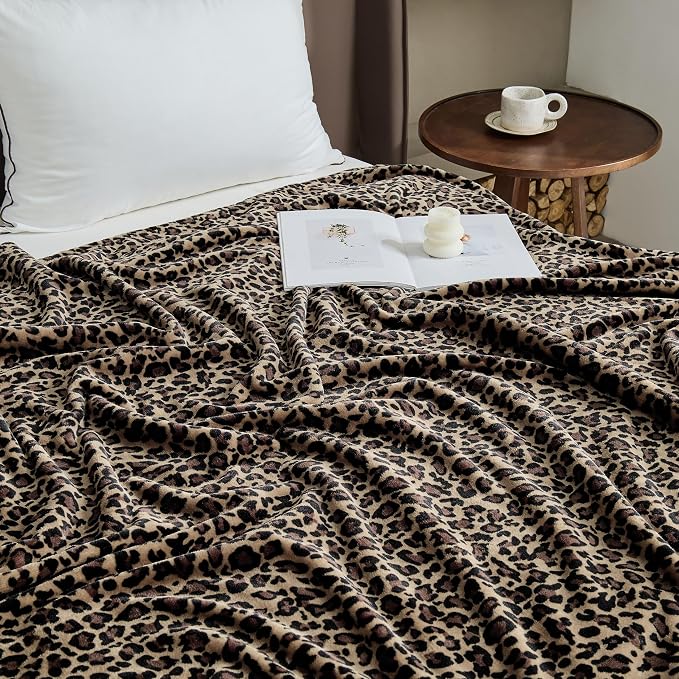Bnuitland Cheetah Print Blanket, Fleece Leopard Print Blanket Home Decor | Luxury Fuzzy Blanket for Couch Bed, Coloring Blanket for Baby Kids Pet, Cheetah Room Decor, All Season, Coffee Brown, 50"x40"