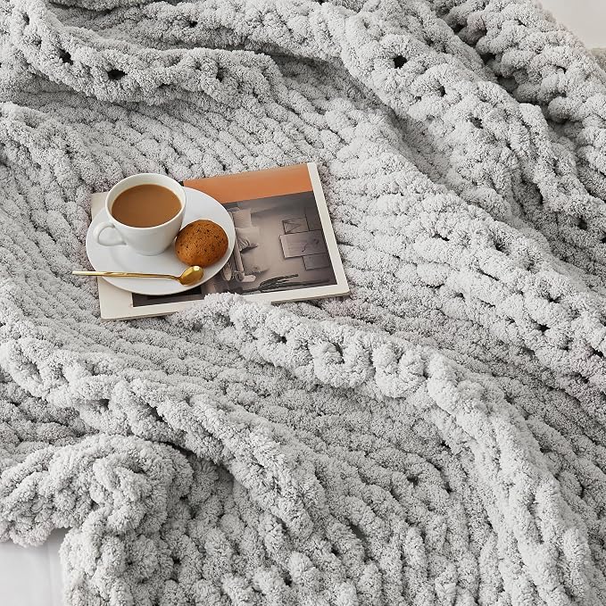 L'AGRATY Chunky Knit Throw Blanket for Couch, 72'' x 84'' Knit Throw, Grey | Handmade Chenille Crochet Blanket for Sofa Bed, Thick Cable Knitted Blankets for Room Home Decor, Birthday Gift for Women Mom