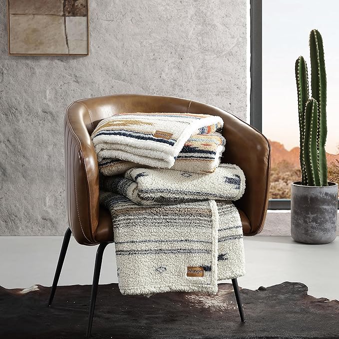 Wrangler - Throw Blanket with Sherpa Reverse, Super Soft Plush Bedding, Oeko-Tex Certified, Dorm Room Essentials, 50x60, Coyote Sands Brown
